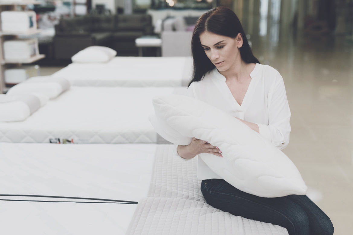 A Buyer's Guide to Down Pillows | The Water Pillow by Mediflow ...